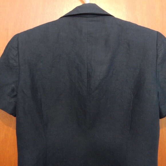 Blazer - Picture 2 of 5